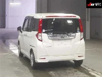 Цена авто Toyota Roomy с аукционов Японии, номер кузова M900A, пробег 41 000, оценка 6