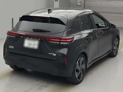 NISSAN AURA