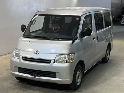 TOYOTA LITE ACE VAN