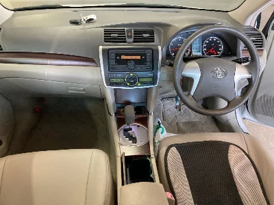 TOYOTA PREMIO
