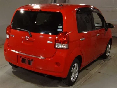 TOYOTA PORTE
