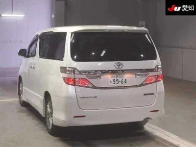 TOYOTA VELLFIRE