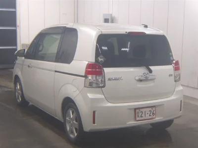 TOYOTA SPADE