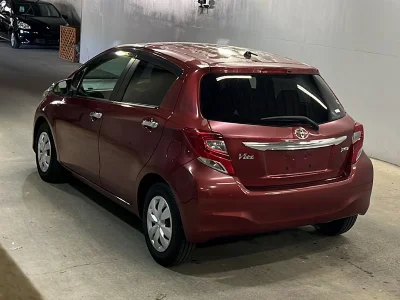 TOYOTA VITZ