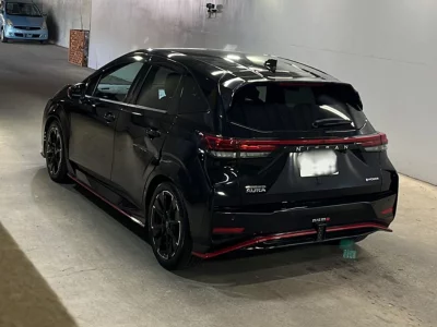 NISSAN AURA