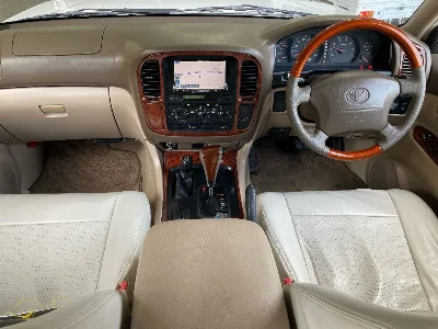 TOYOTA LAND CRUISER