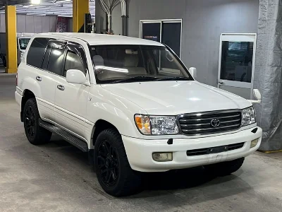 TOYOTA LAND CRUISER