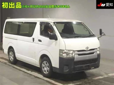 TOYOTA REGIUS VAN