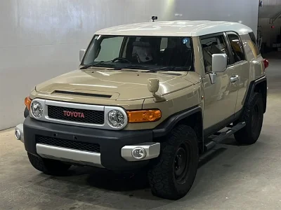TOYOTA FJ CRUISER