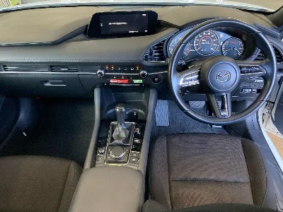MAZDA MAZDA3 FASTBACK