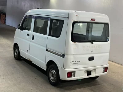 MITSUBISHI MINICAB