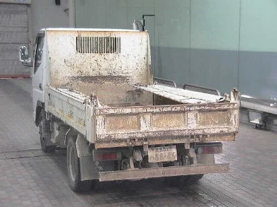 MITSUBISHI CANTER