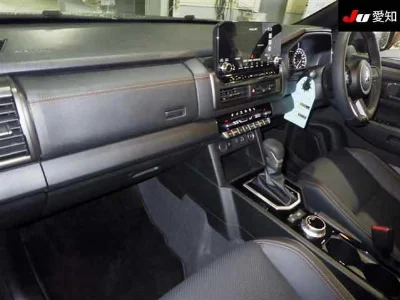 MITSUBISHI TRITON