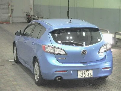 MAZDA AXELA
