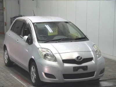 TOYOTA VITZ