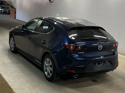 MAZDA MAZDA3 FASTBACK