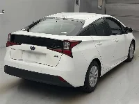 Цена авто Toyota Prius с аукционов Японии, номер кузова ZVW51, пробег 48 000, оценка 3