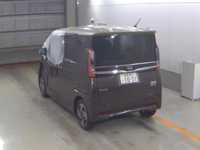 NISSAN ROOX