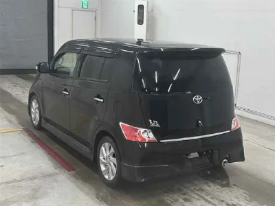 TOYOTA BB