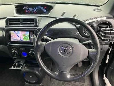 TOYOTA BB