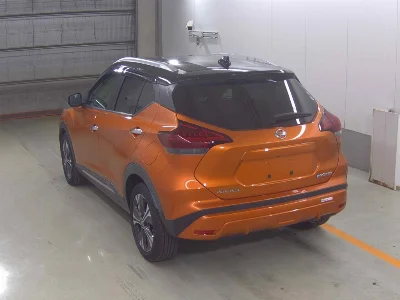 NISSAN KICKS
