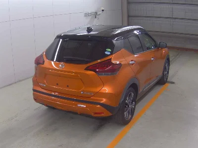 NISSAN KICKS