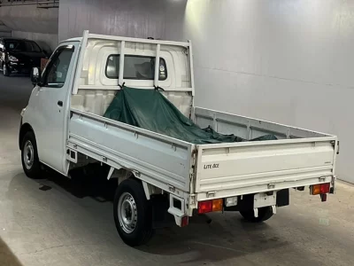 TOYOTA LITE ACE TRUCK