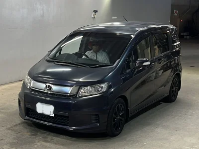 HONDA FREED SPIKE
