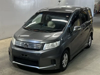 HONDA FREED SPIKE