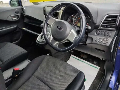 SUBARU TREZIA