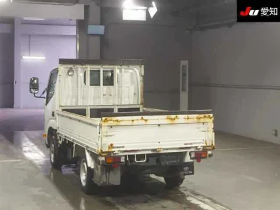 TOYOTA DYNA