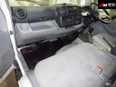 TOYOTA DYNA