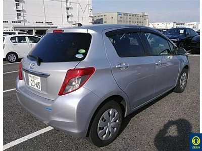 TOYOTA VITZ