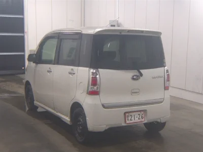 SUBARU LUCRA