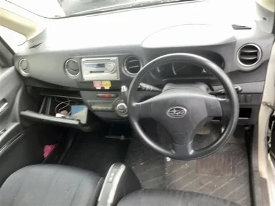 SUBARU LUCRA
