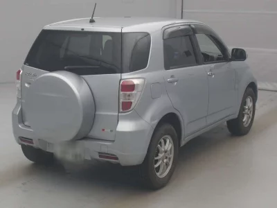 TOYOTA RUSH