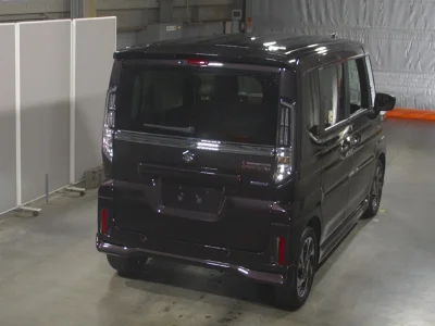 Suzuki Spacia Custom