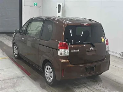 TOYOTA SPADE