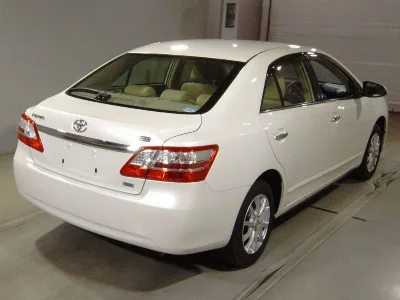 TOYOTA PREMIO