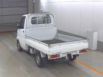 NISSAN CLIPPER TRUCK