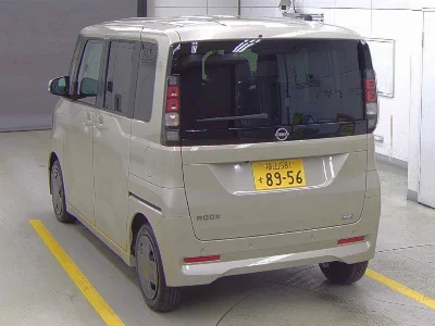 NISSAN ROOX