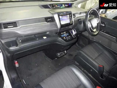 HONDA FREED+