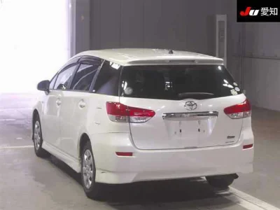 TOYOTA WISH