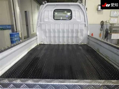 Mazda Scrum Truck
