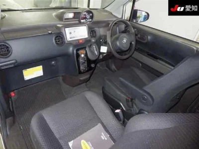 TOYOTA SPADE