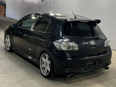 TOYOTA BLADE