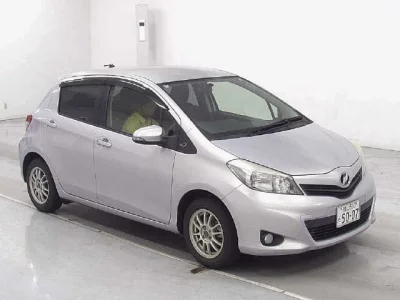 TOYOTA VITZ
