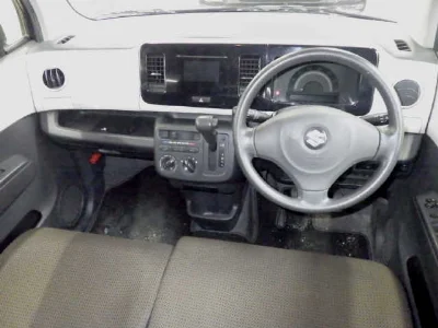 SUZUKI MRWAGON