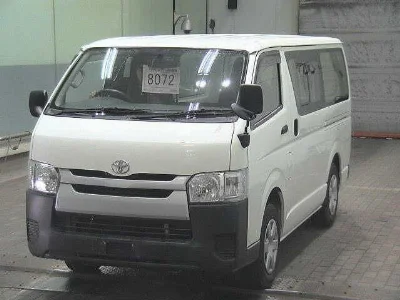 TOYOTA HIACE VAN