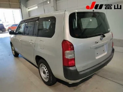 TOYOTA SUCCEED